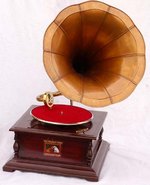 Грамофон His Masters Voice